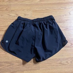 Lululemon Hotty Hot shorts